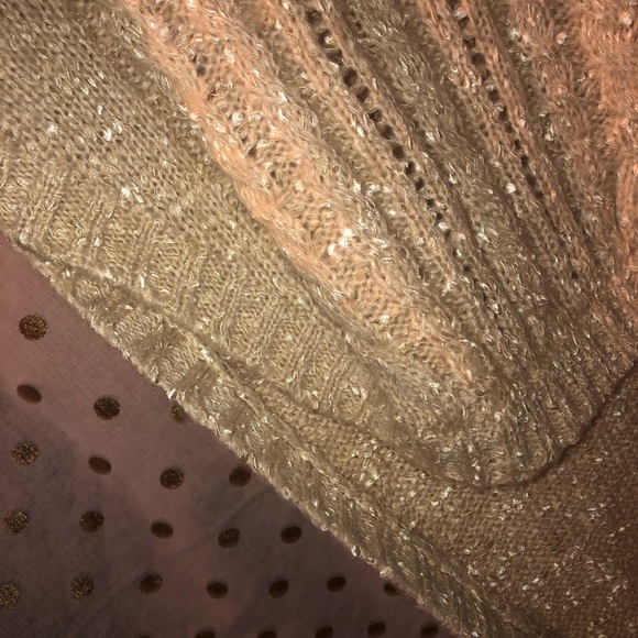 Off shoulders open back hi low sweater S - Picture 2 of 7